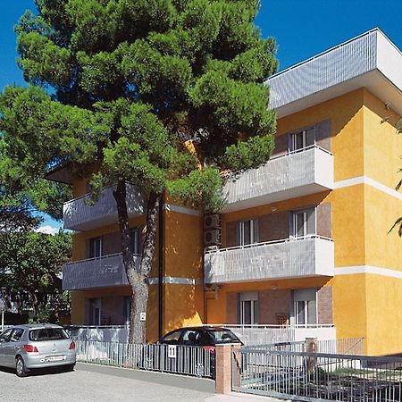 Patrizia Apartment Lignano Sabbiadoro Exterior photo